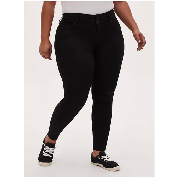 torrid Denim - Torrid Jegging - Super Stretch Black